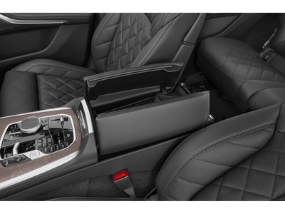 2026 BMW X7 xDrive40i Sports Activity Vehicle