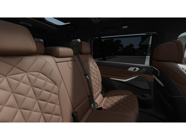2026 BMW X7 Base