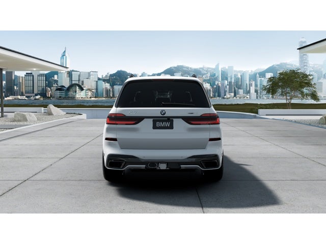 2026 BMW X7 Base