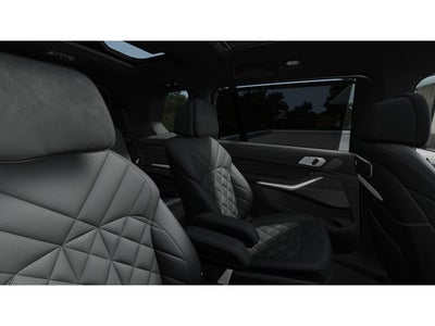 2026 BMW X7 Base