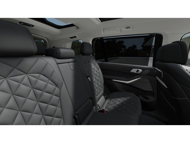 2026 BMW X7 Base