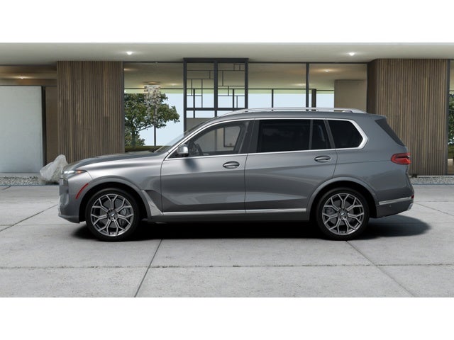 2026 BMW X7 Base