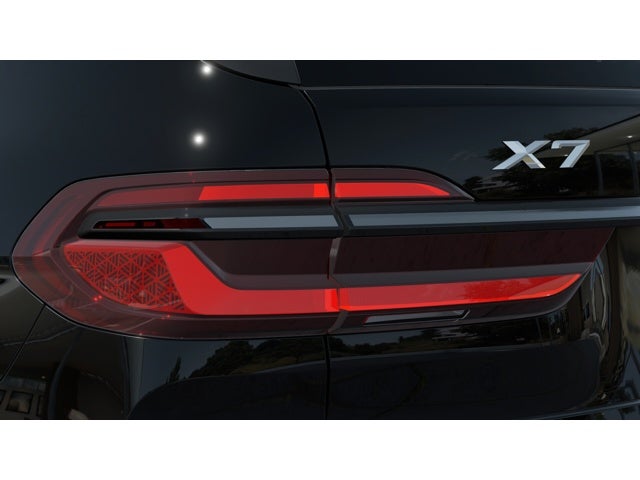 2026 BMW X7 Base