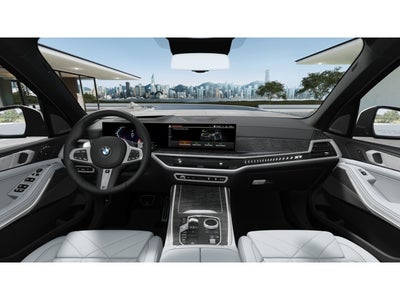 2026 BMW X7 Base