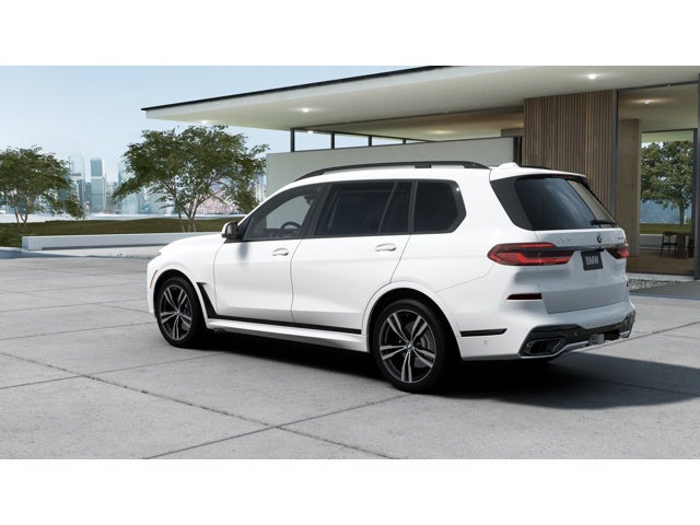 2026 BMW X7 Base