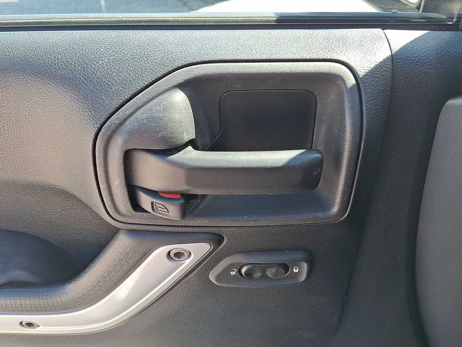 2014 Jeep Wrangler Unlimited 4WD 4dr Sahara