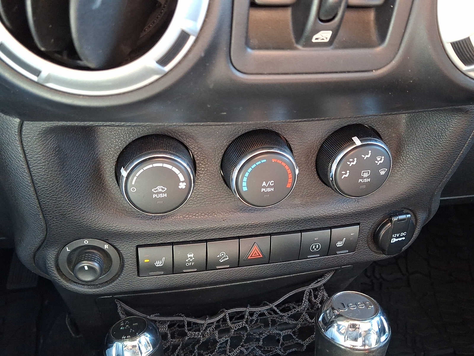 2014 Jeep Wrangler Unlimited 4WD 4dr Sahara