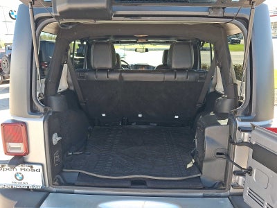 2014 Jeep Wrangler Unlimited 4WD 4dr Sahara