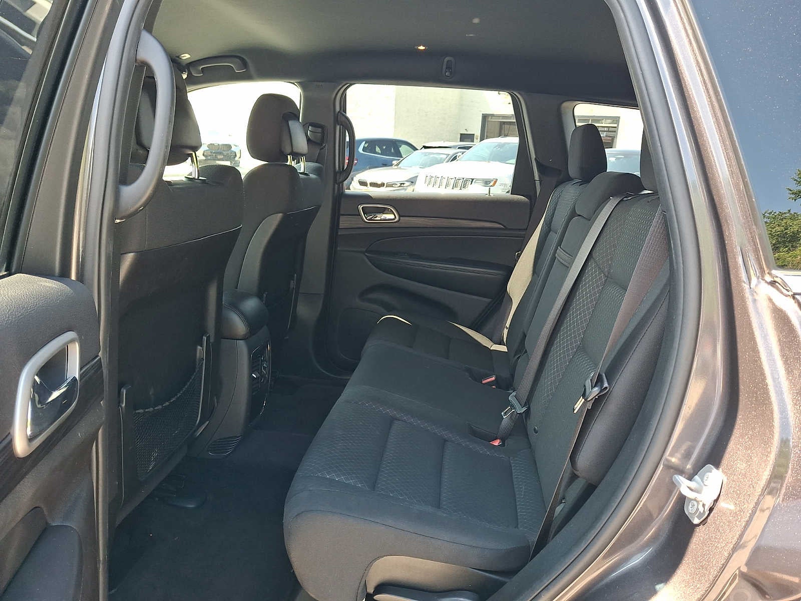 2019 Jeep Grand Cherokee Laredo E - Photo 10