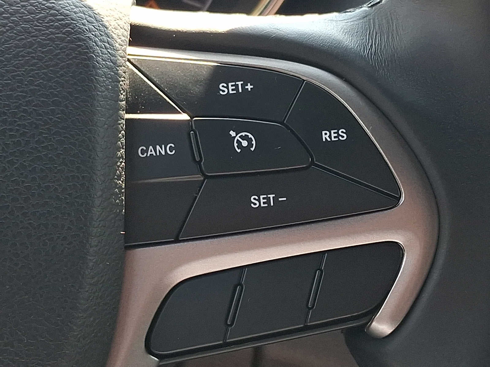 2019 Jeep Grand Cherokee Laredo E - Photo 21