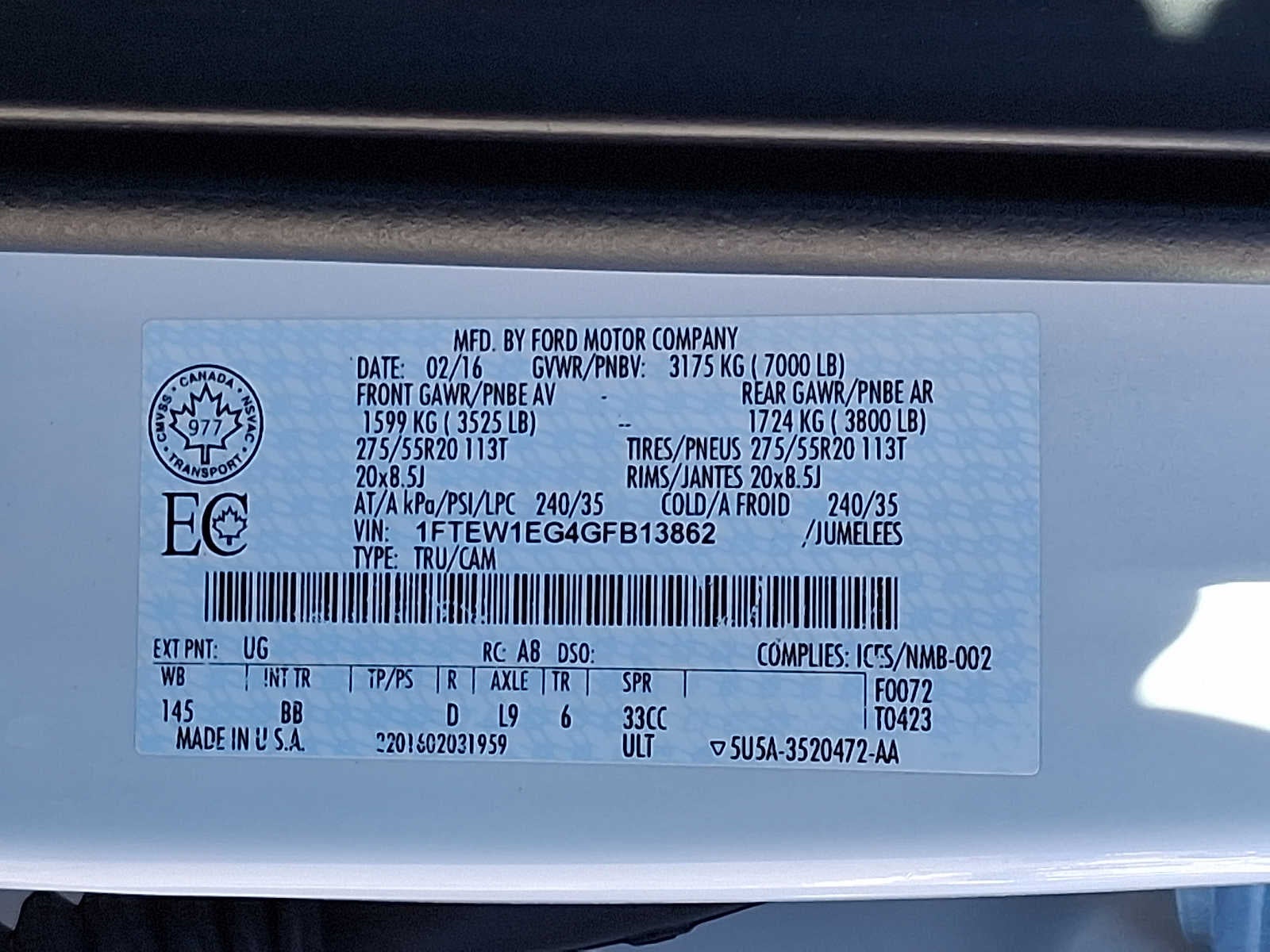 2016 Ford F-150 4WD SuperCrew 145 Platinum