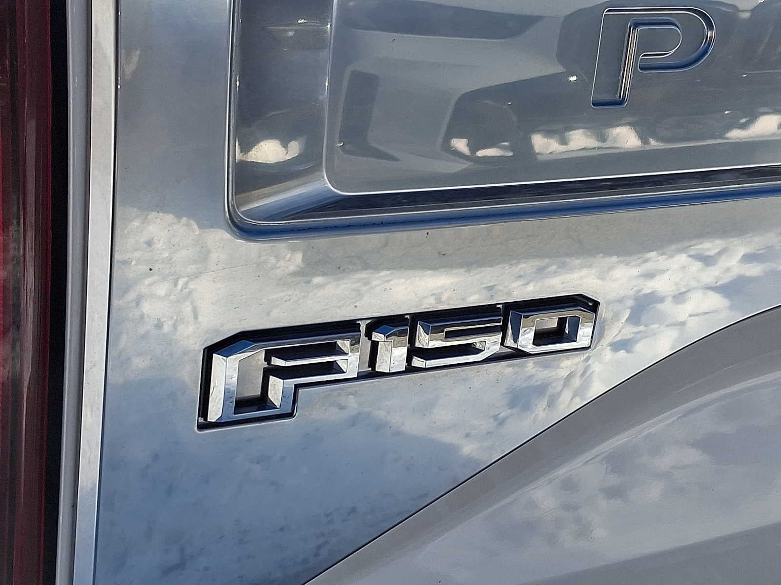 2016 Ford F-150 4WD SuperCrew 145 Platinum