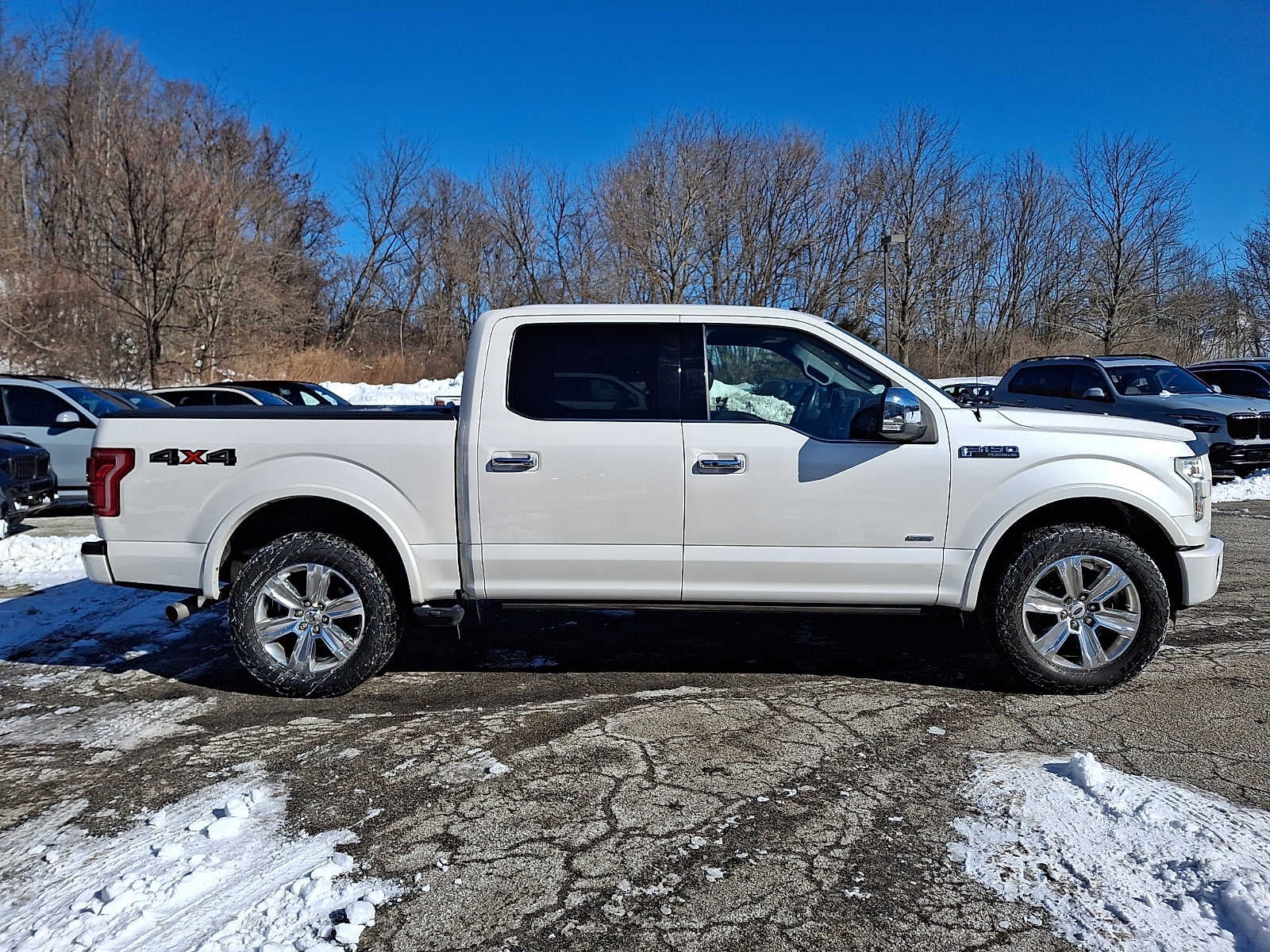 2016 Ford F-150 4WD SuperCrew 145 Platinum