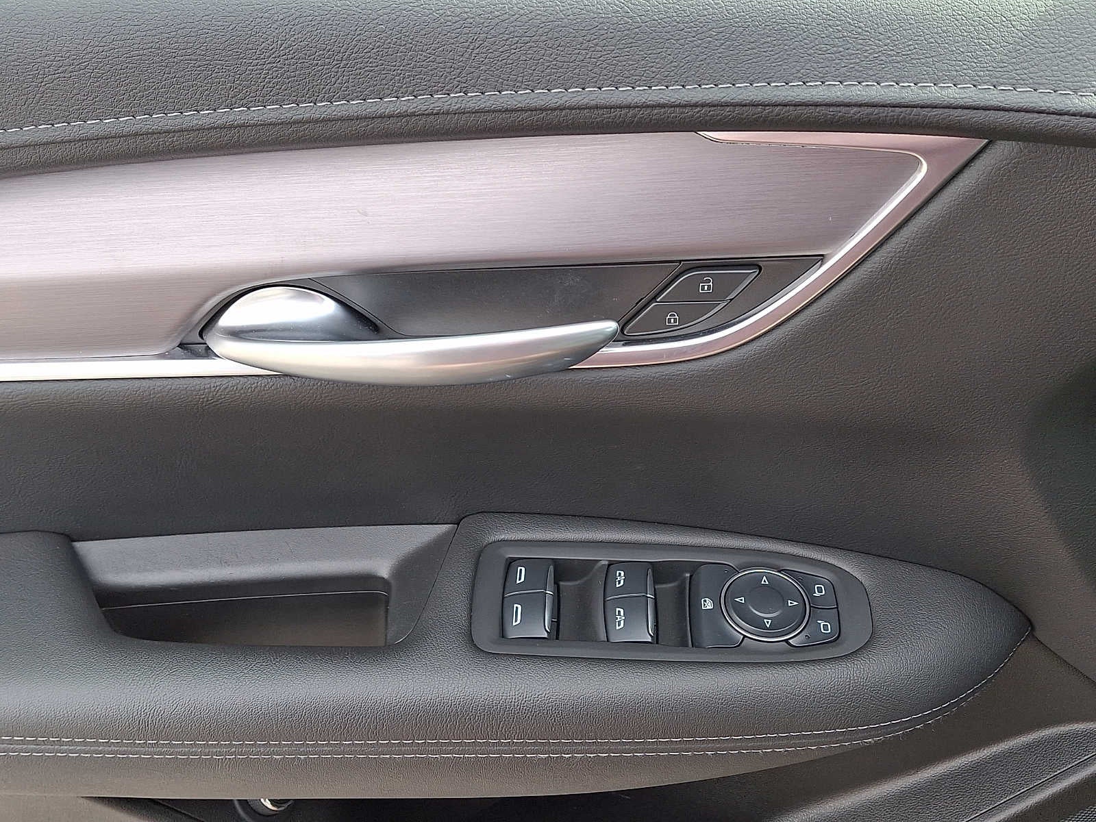 2025 Cadillac XT5 AWD 4dr Luxury