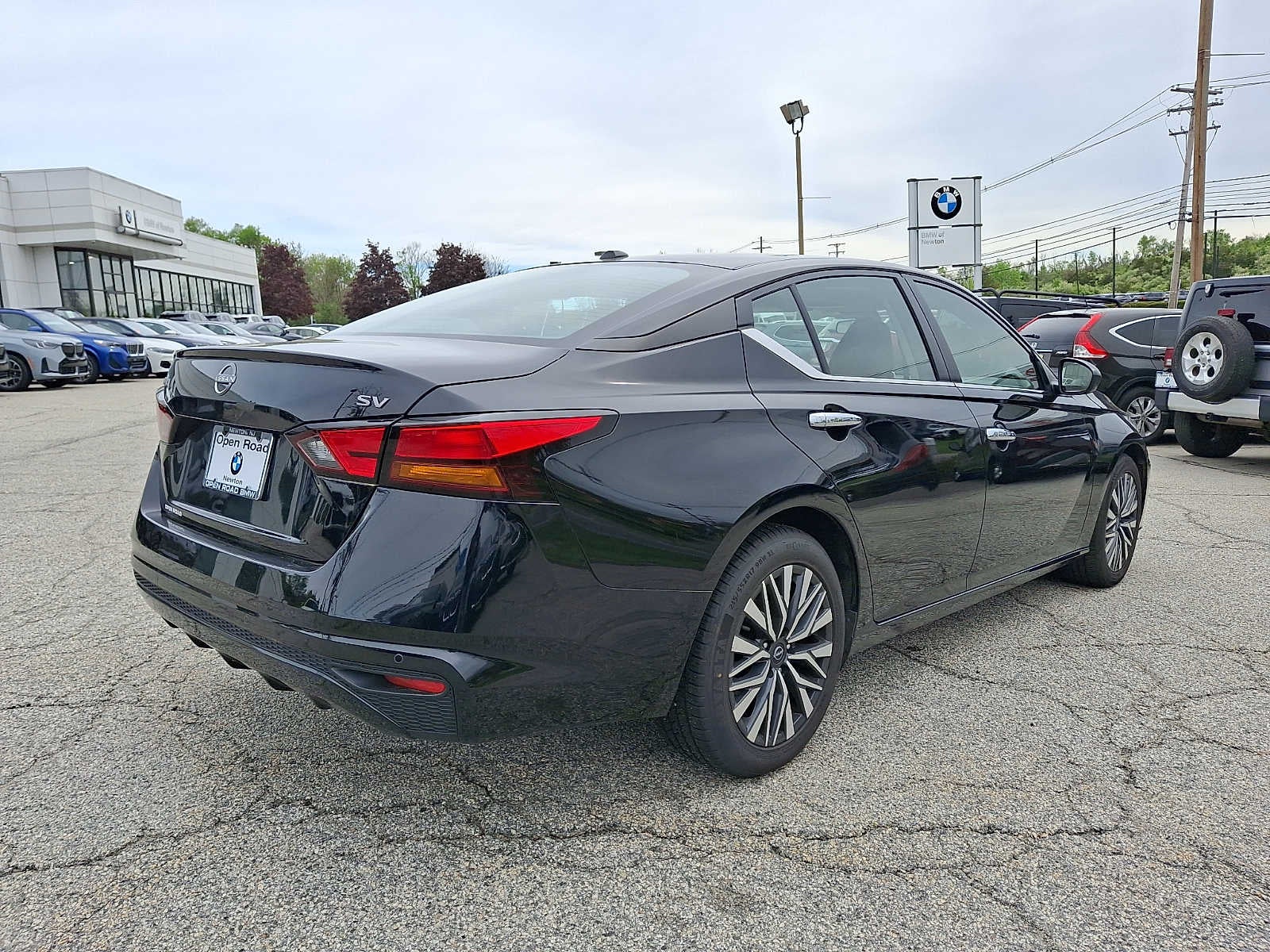 2024 Nissan Altima 2.5 SV Sedan