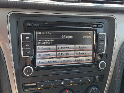 2015 Volkswagen Passat 4dr Sdn 1.8T Auto S PZEV