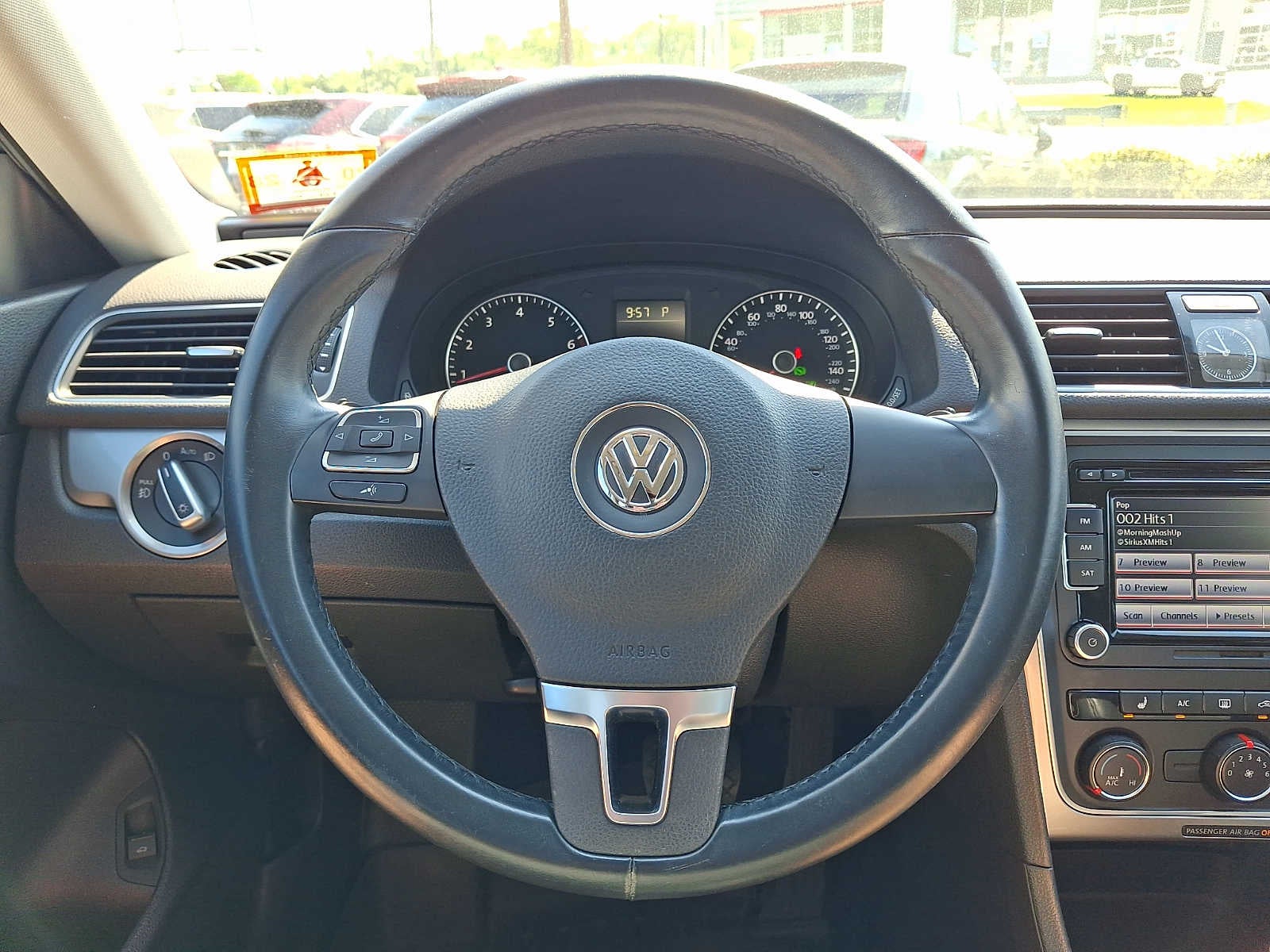 2015 Volkswagen Passat 4dr Sdn 1.8T Auto S PZEV