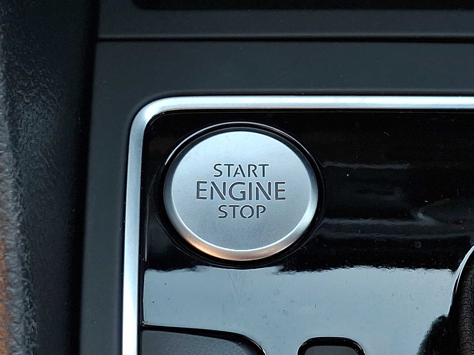 2015 Volkswagen Passat 4dr Sdn 1.8T Auto S PZEV