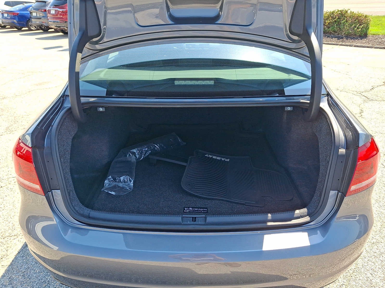 2015 Volkswagen Passat 4dr Sdn 1.8T Auto S PZEV
