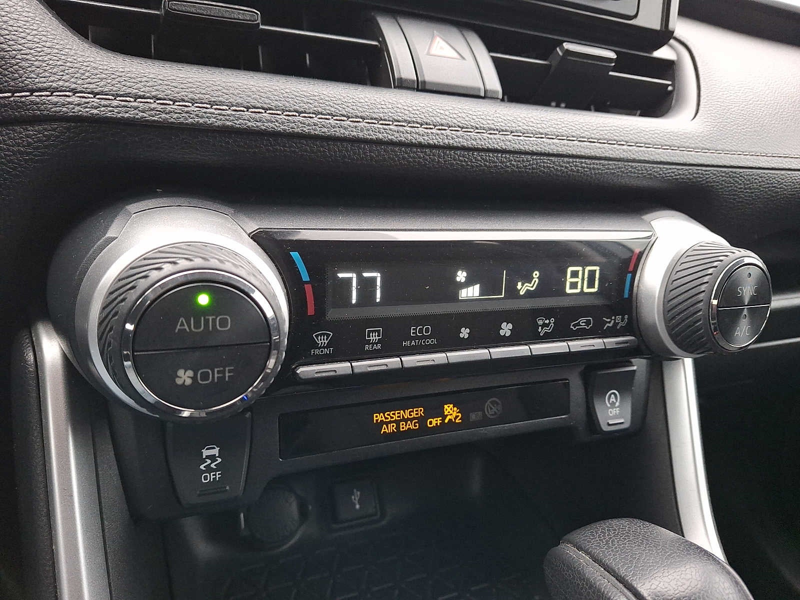 2020 Toyota RAV4 XLE FWD