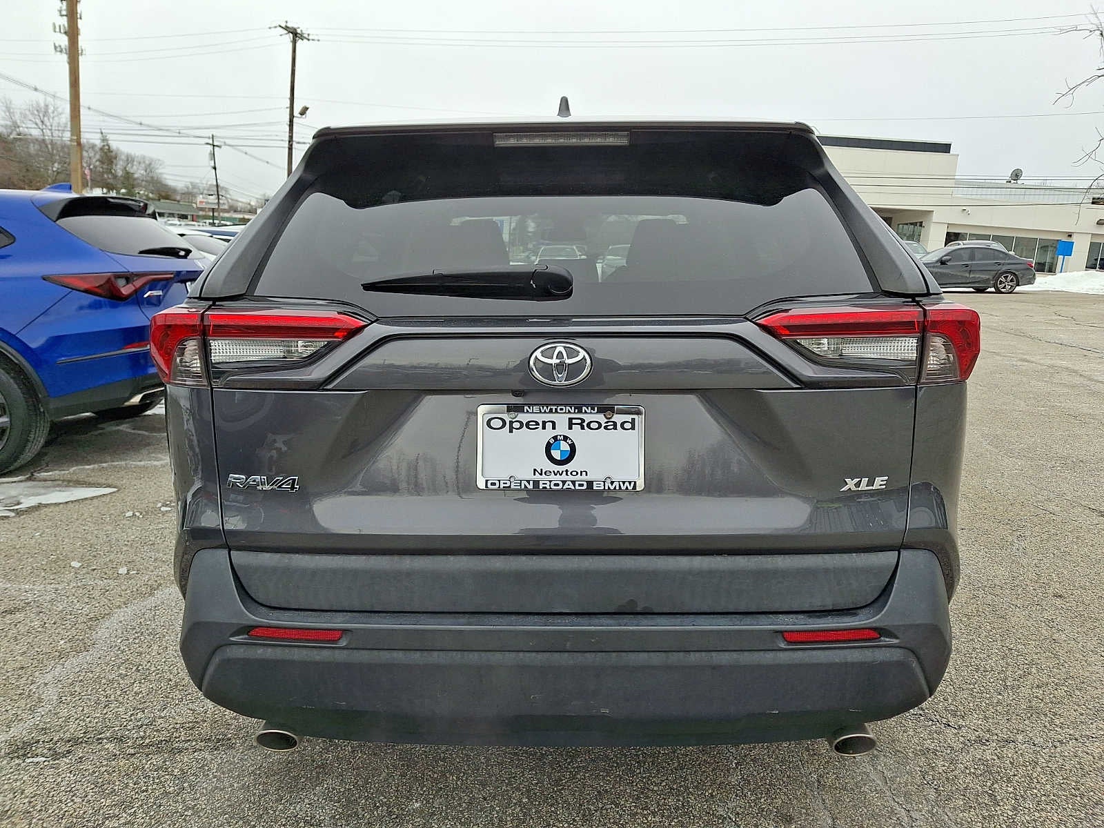 2020 Toyota RAV4 XLE FWD