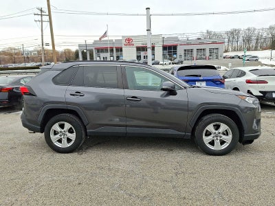 2020 Toyota RAV4 XLE FWD