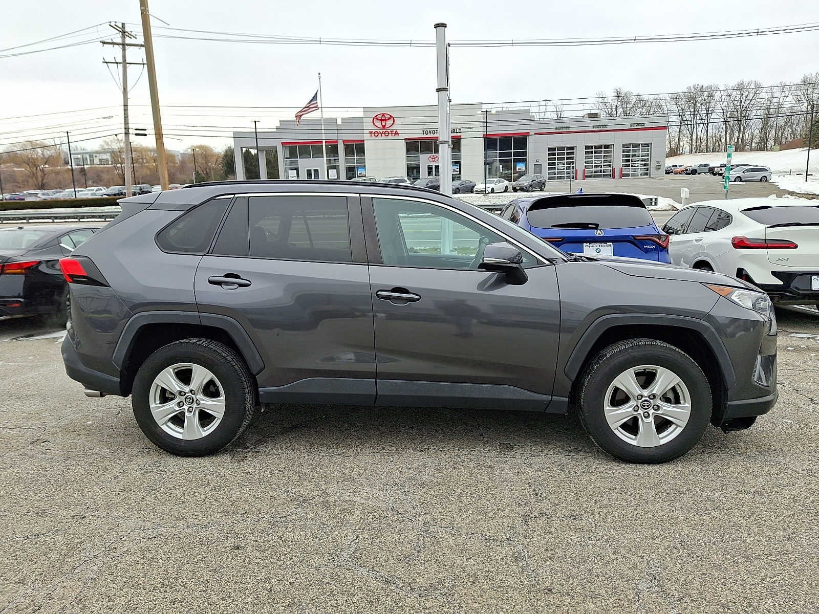 2020 Toyota RAV4 XLE FWD