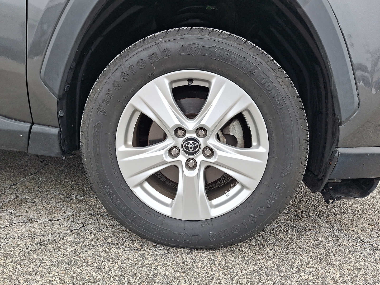 2020 Toyota RAV4 XLE FWD