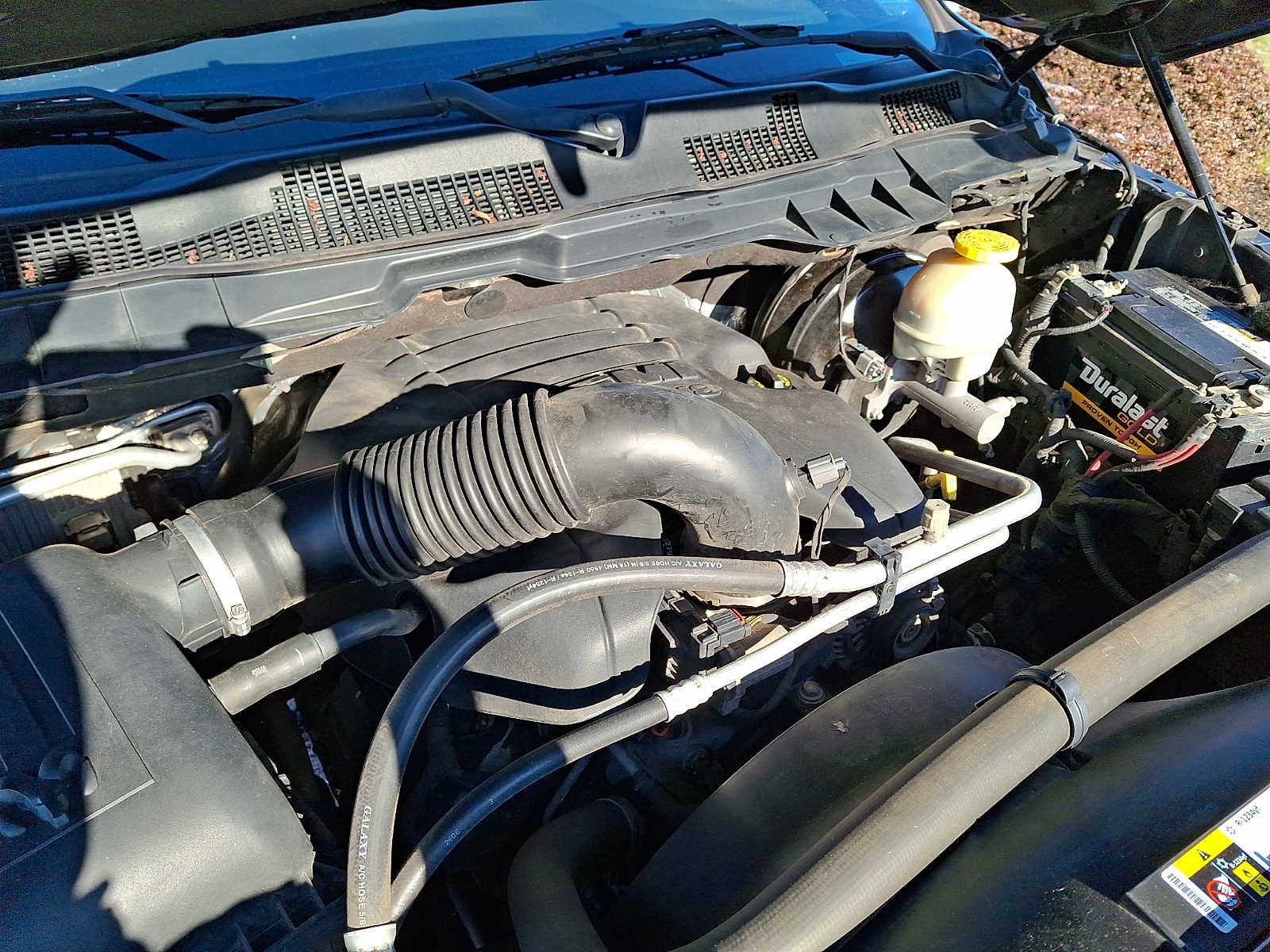 2017 RAM 1500 Express 4x4 Crew Cab 57 Box