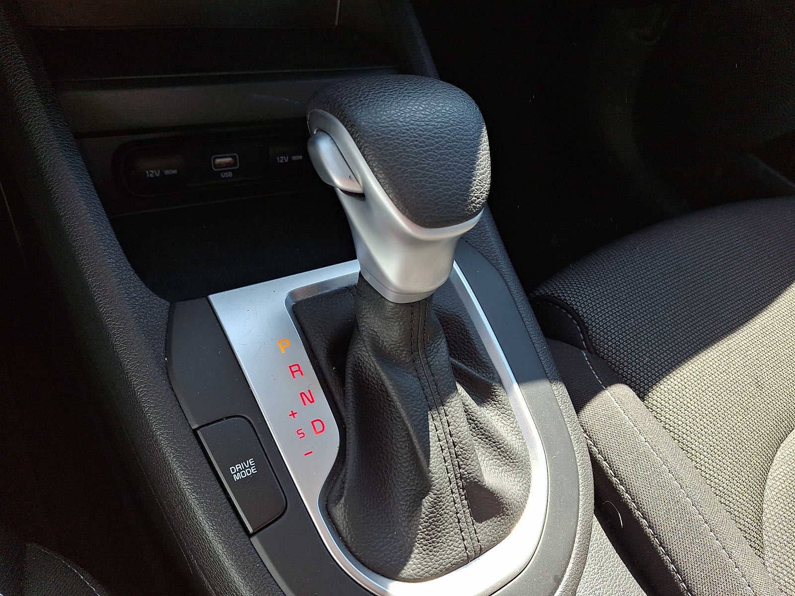 2023 Kia Forte LXS IVT