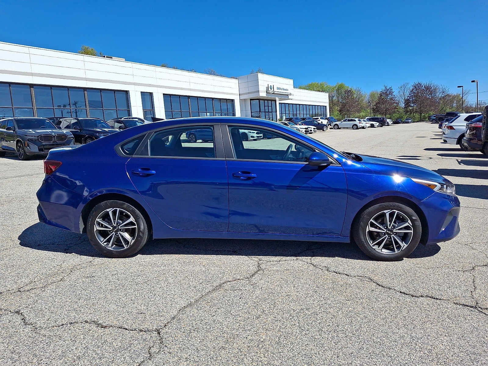 2023 Kia Forte LXS IVT