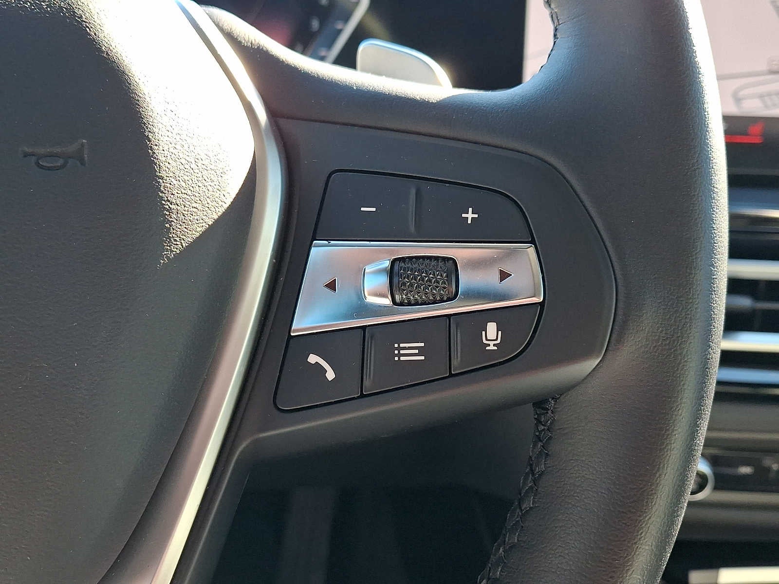 2023 BMW 2 Series 230i Coupe