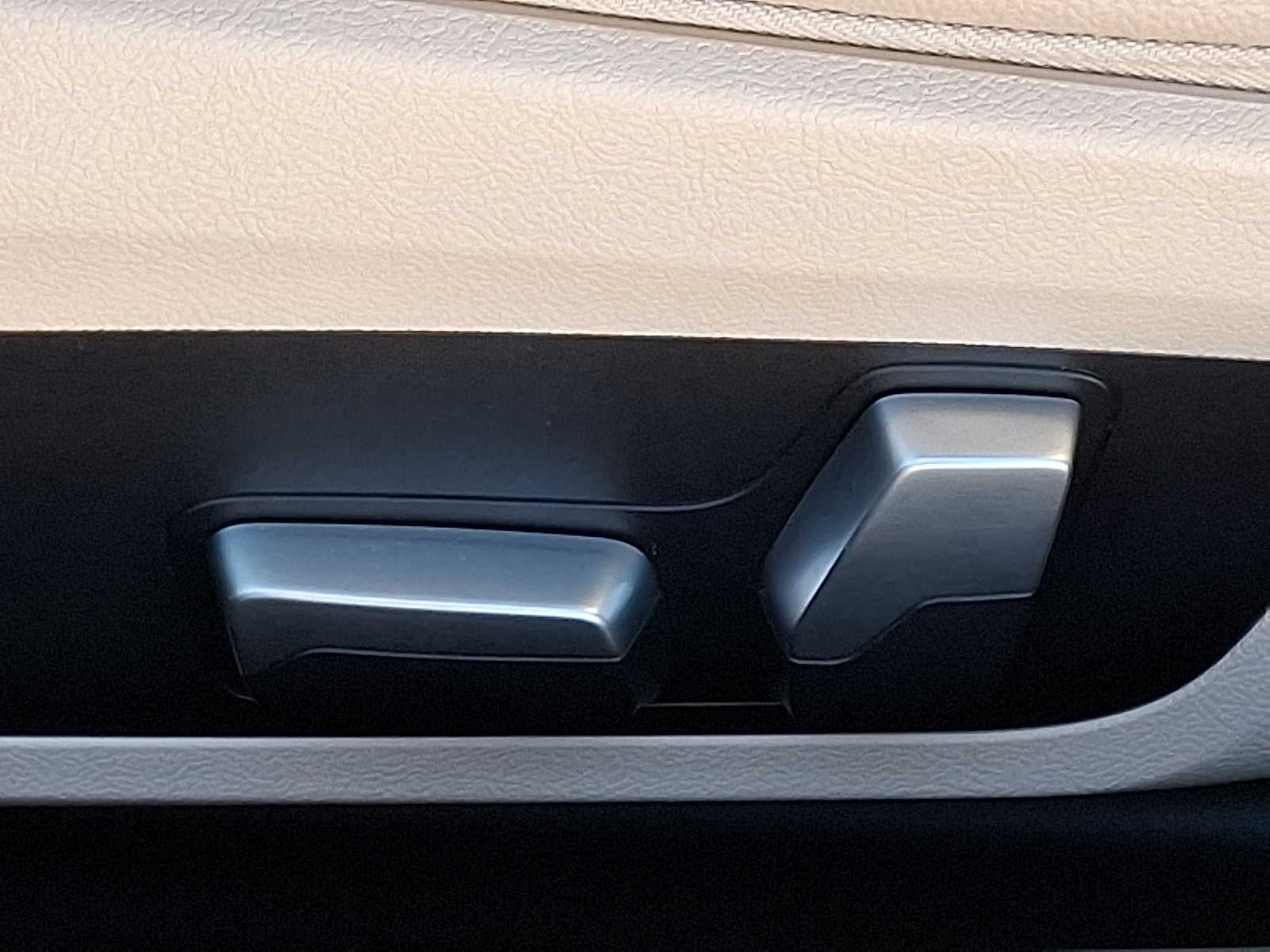 2023 BMW 2 Series 230i Coupe