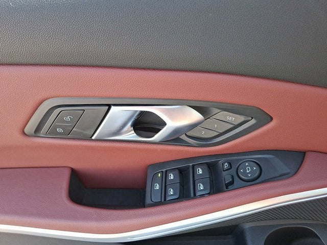 2025 BMW 3 Series 330i xDrive Sedan