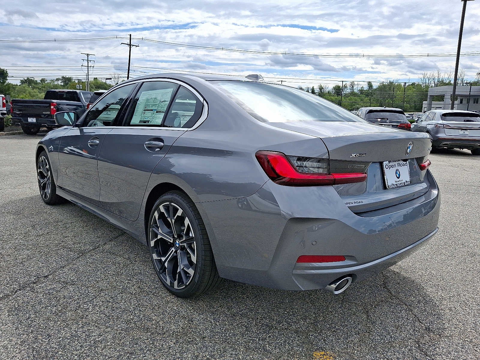 2025 BMW 3 Series 330i xDrive Sedan