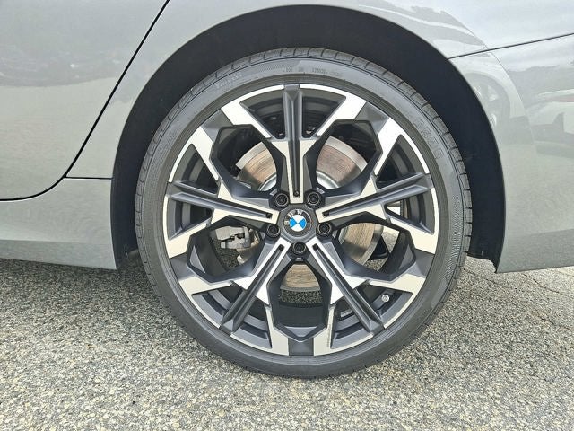 2025 BMW 3 Series 330i xDrive Sedan