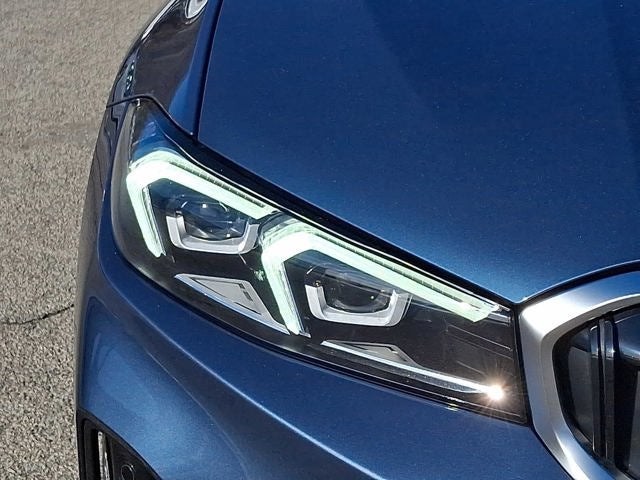 2025 BMW 3 Series 330i xDrive Sedan