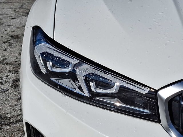 2025 BMW 3 Series 330i xDrive Sedan