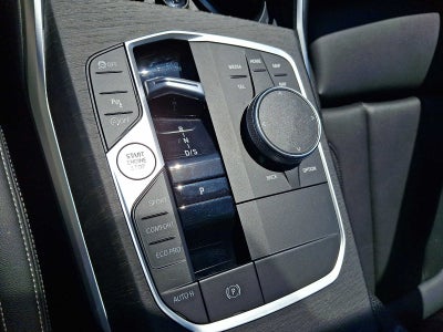 2023 BMW 3 Series 330i xDrive Sedan