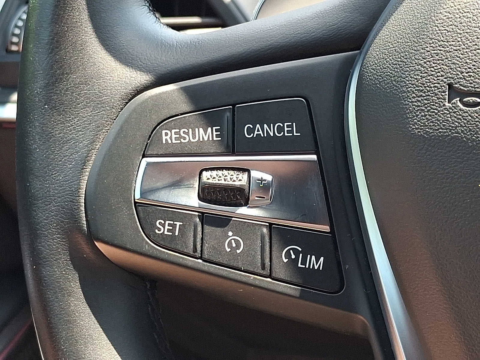 2023 BMW 3 Series 330i xDrive Sedan