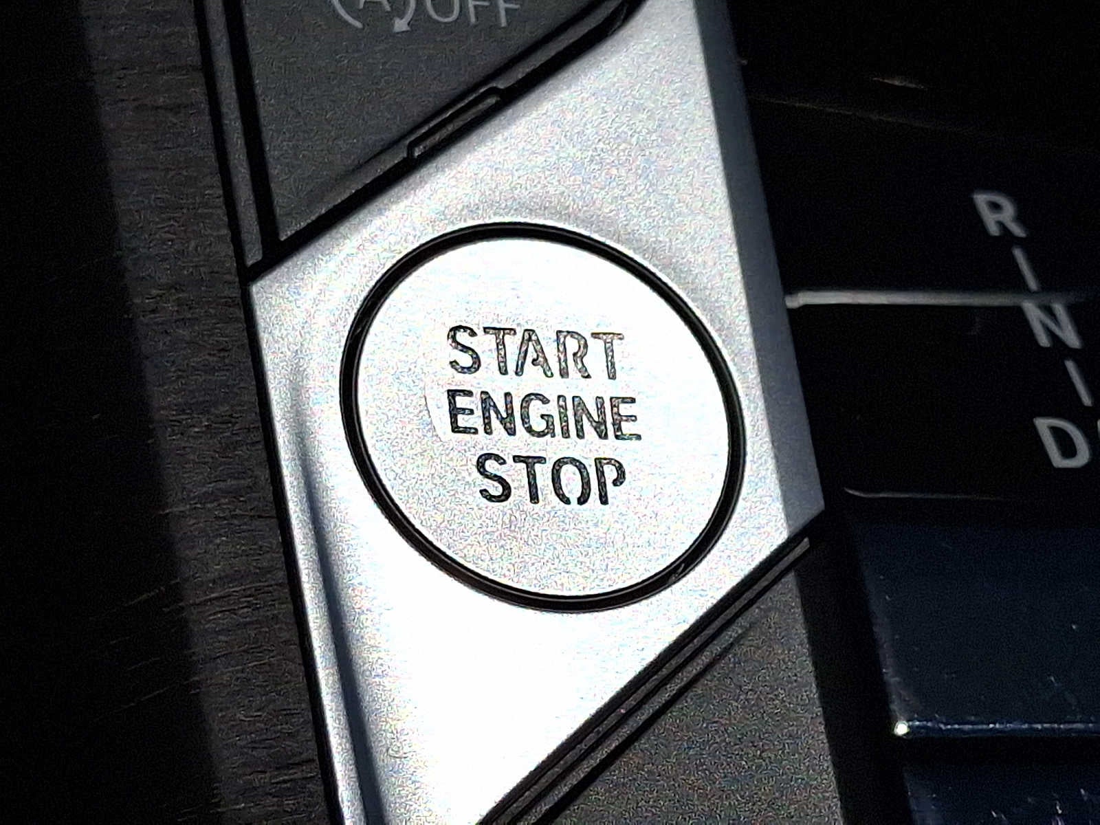 2023 BMW 3 Series 330i xDrive Sedan
