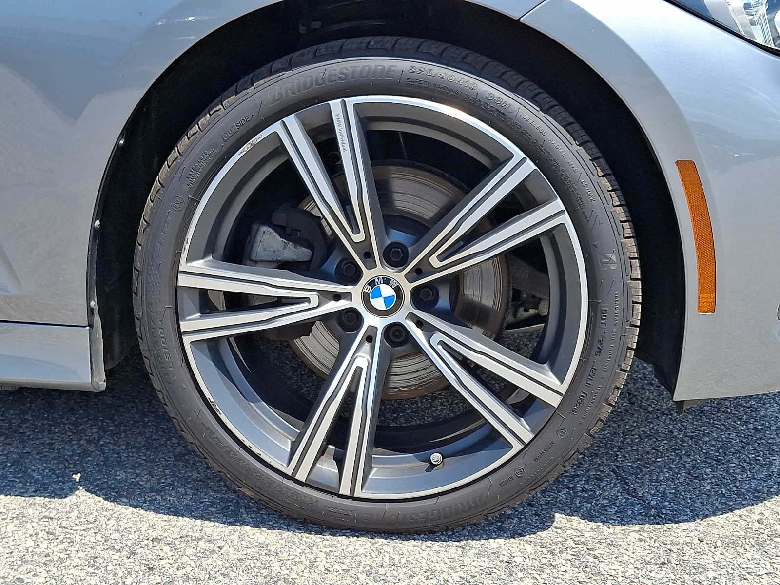 2023 BMW 3 Series 330i xDrive Sedan