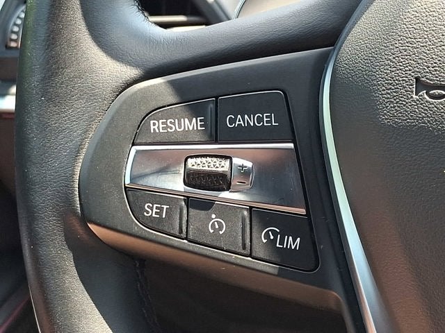 2023 BMW 3 Series 330i xDrive Sedan