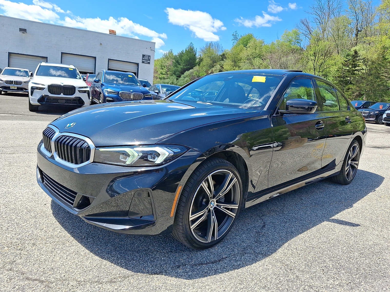 2023 BMW 3 Series 330i xDrive Sedan