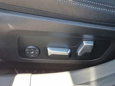 2023 BMW 3 Series 330i xDrive Sedan