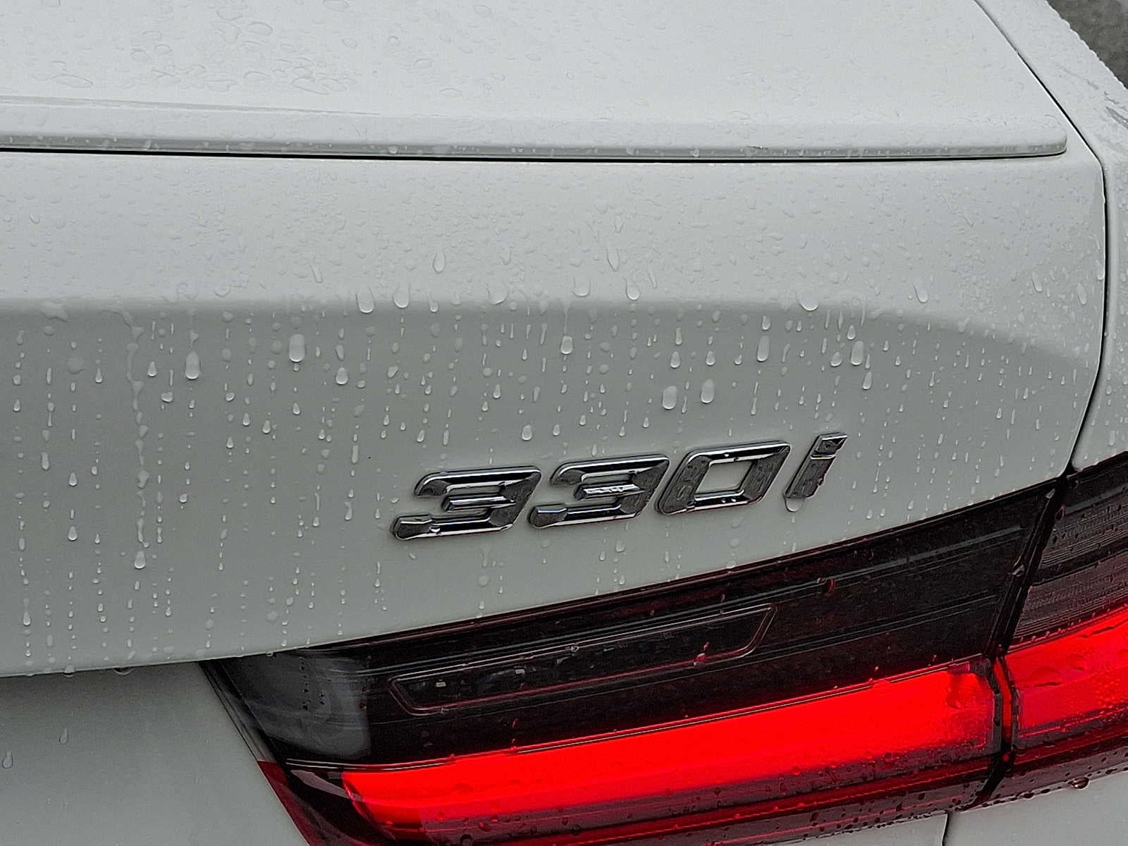 2023 BMW 3 Series 330i xDrive Sedan