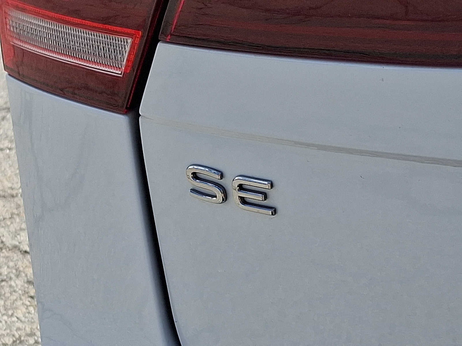 2023 Volkswagen Tiguan 2.0T SE R-Line Black 4MOTION