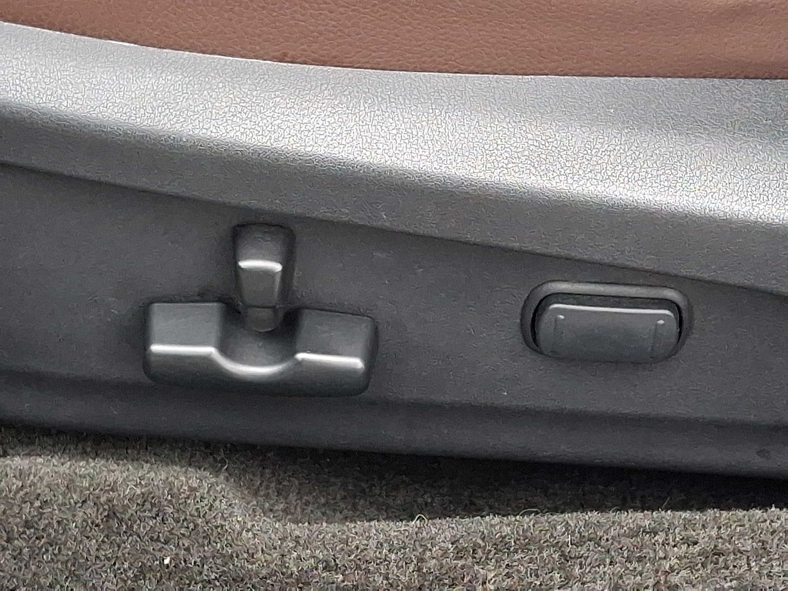 2013 Subaru Outback 4dr Wgn H6 Auto 3.6R Limited