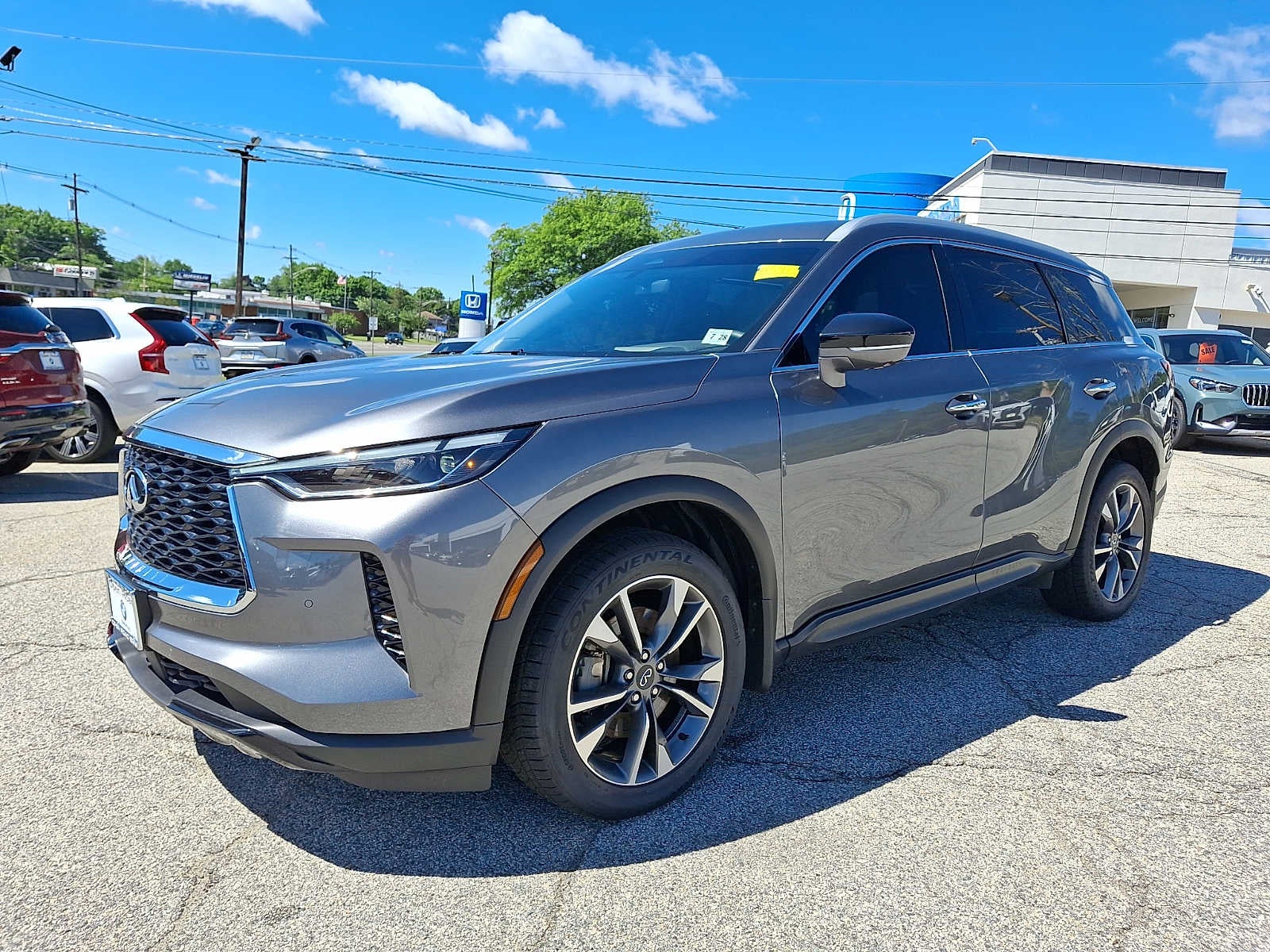 2023 INFINITI QX60 LUXE AWD