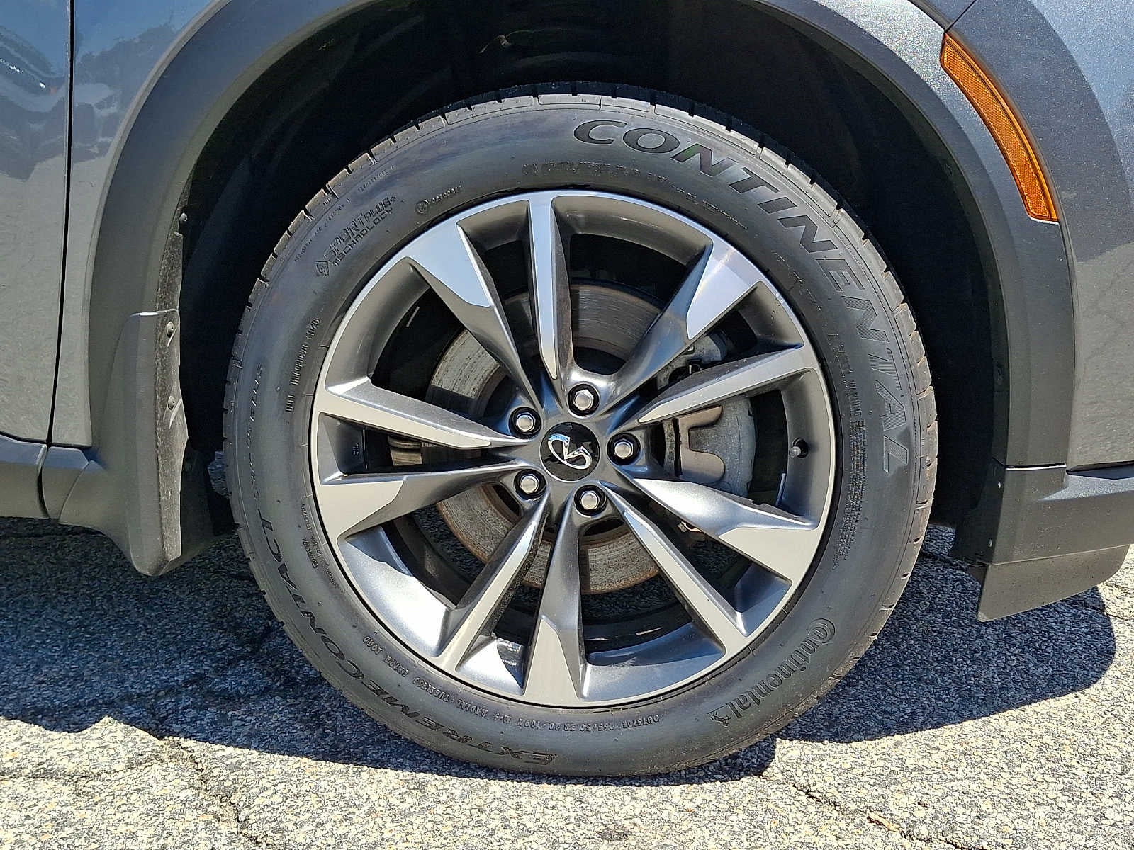 2023 INFINITI QX60 LUXE AWD
